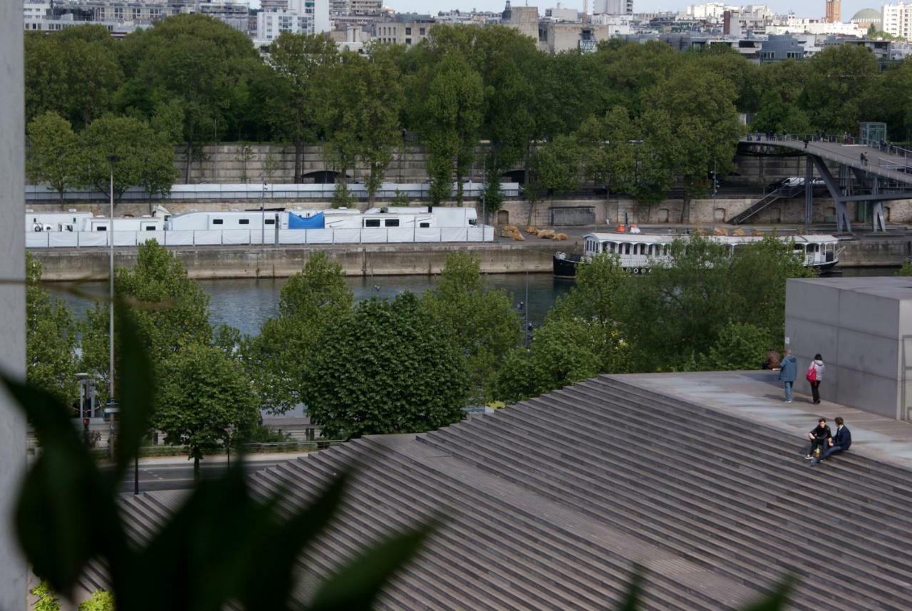 Seine Front Room / Lib. F.Mitterrand Paris Exterior foto